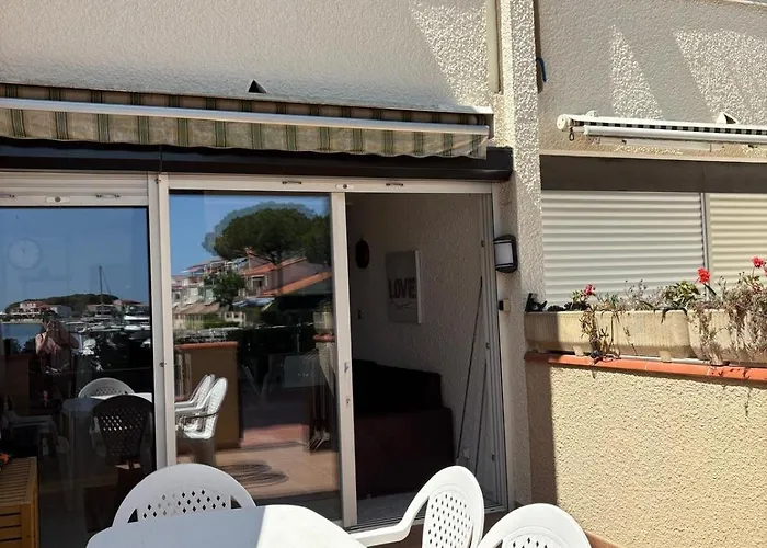 En Rdc Avec Grandre Terrasse Sur La Marina Appartamento